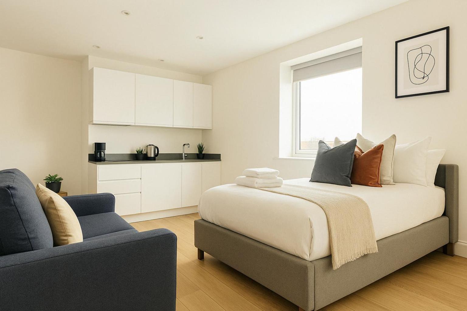 Bright Studio Flat - Walk To River Thames & Kingston Town Surbiton Exterior photo